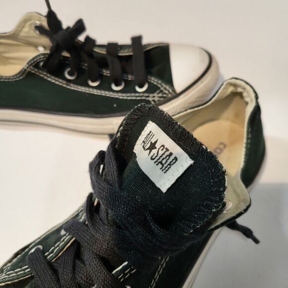 Converse All‎ Star Kids Black Round Toe Lace Up Sneaker Athletic Shoes Size 2 - Picture 2 of 9